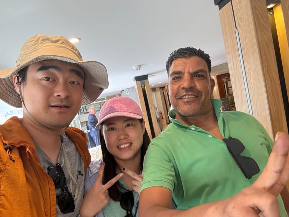 Ziki with guests during a Luxor experience