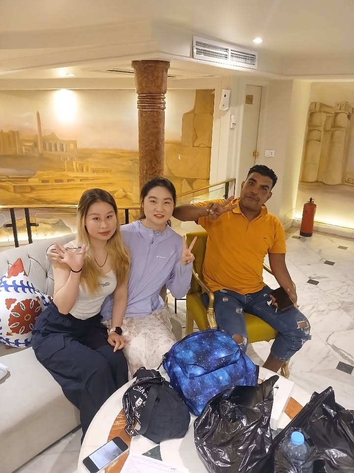 Guests meeting Ziki in Luxor